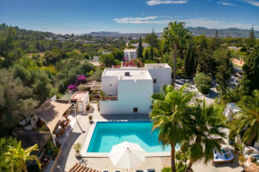 Hotel Villa near Ibiza Town sleeps 11 to 13 guests